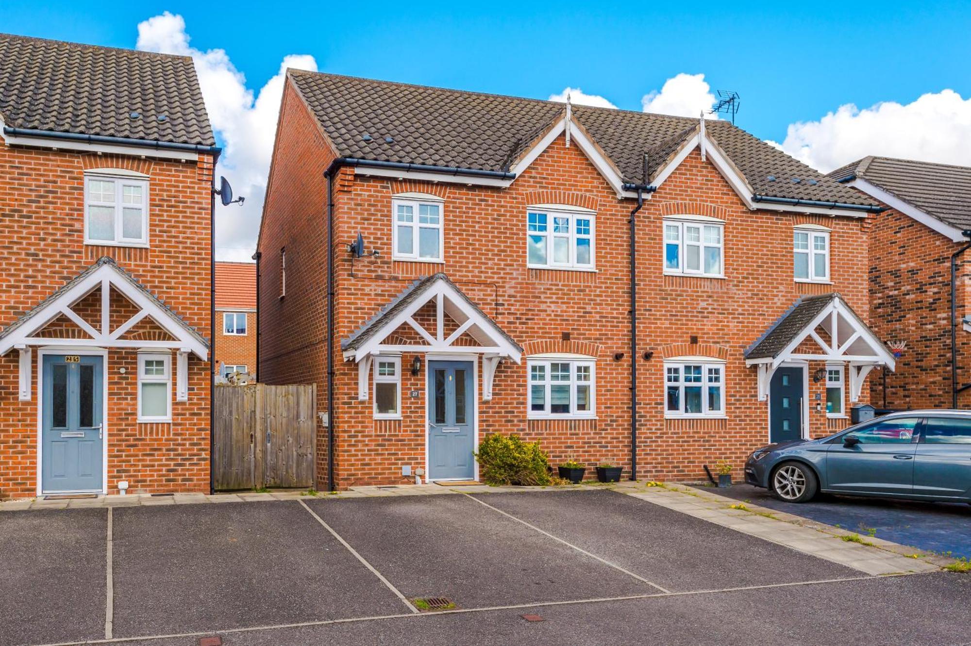 Modern Semi Detached In A Quiet Location, Driveway Parking Villa Ewloe Exteriör bild
